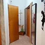 Maison 141 דירה פולינאנו א מארה